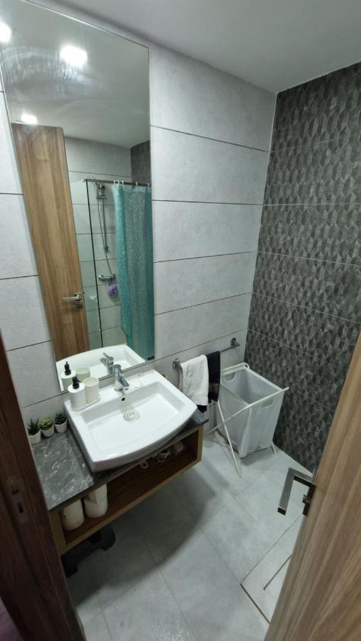 Cosy Appartement Au Centre De Казабланка Екстериор снимка